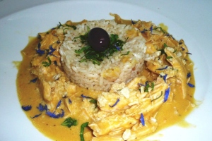 Ají de gallina, un plato redondo de Sumaq (Palma).